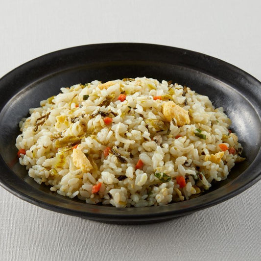 Takana pilaf with sesame oil